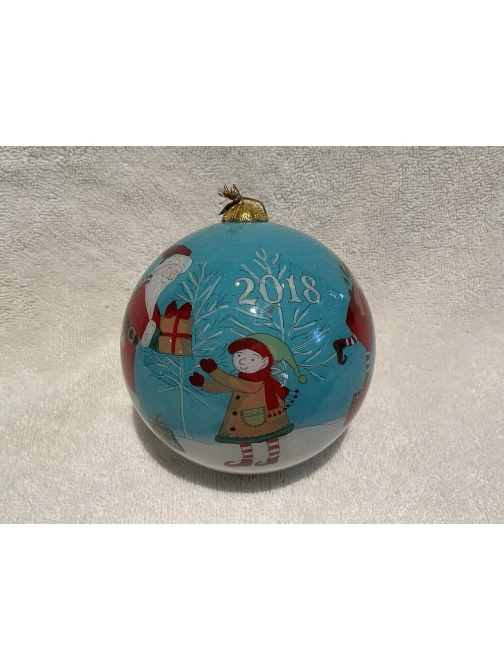 Pier1 Reverse Hand Painted 4.25”D Glass Christmas Ornament in Orginal Gift Box